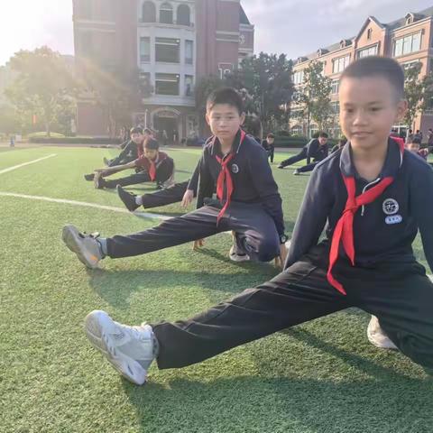 寻找广州南外小学数学风云人物----604班董洲州的魅力之旅