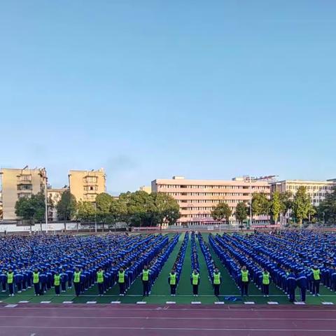 “音”你而“美” “体”随心动——湘乡市东皋学校青年教师课堂教学比赛活动（艺体篇）