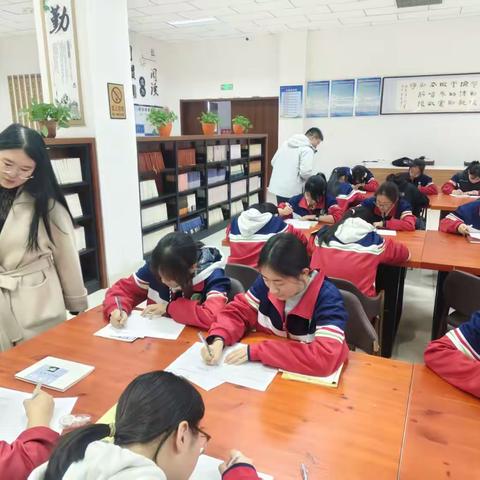 笔墨凝香，书写英语之美  —— 高一英语字帖比赛