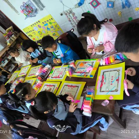 幼儿园大二班“感恩母爱”母亲节活动