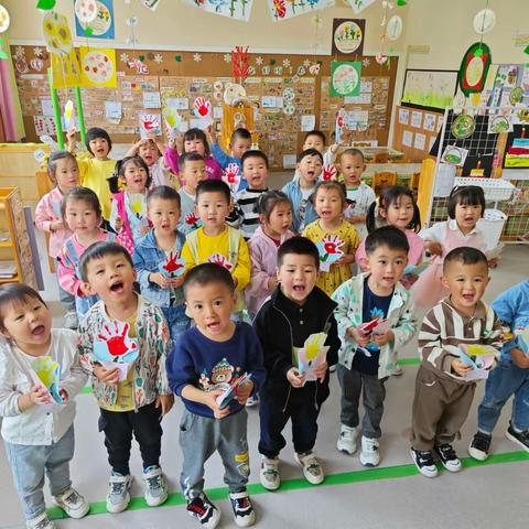 实幼小三班五月月主题小结——《美好五月🌈快乐成长》