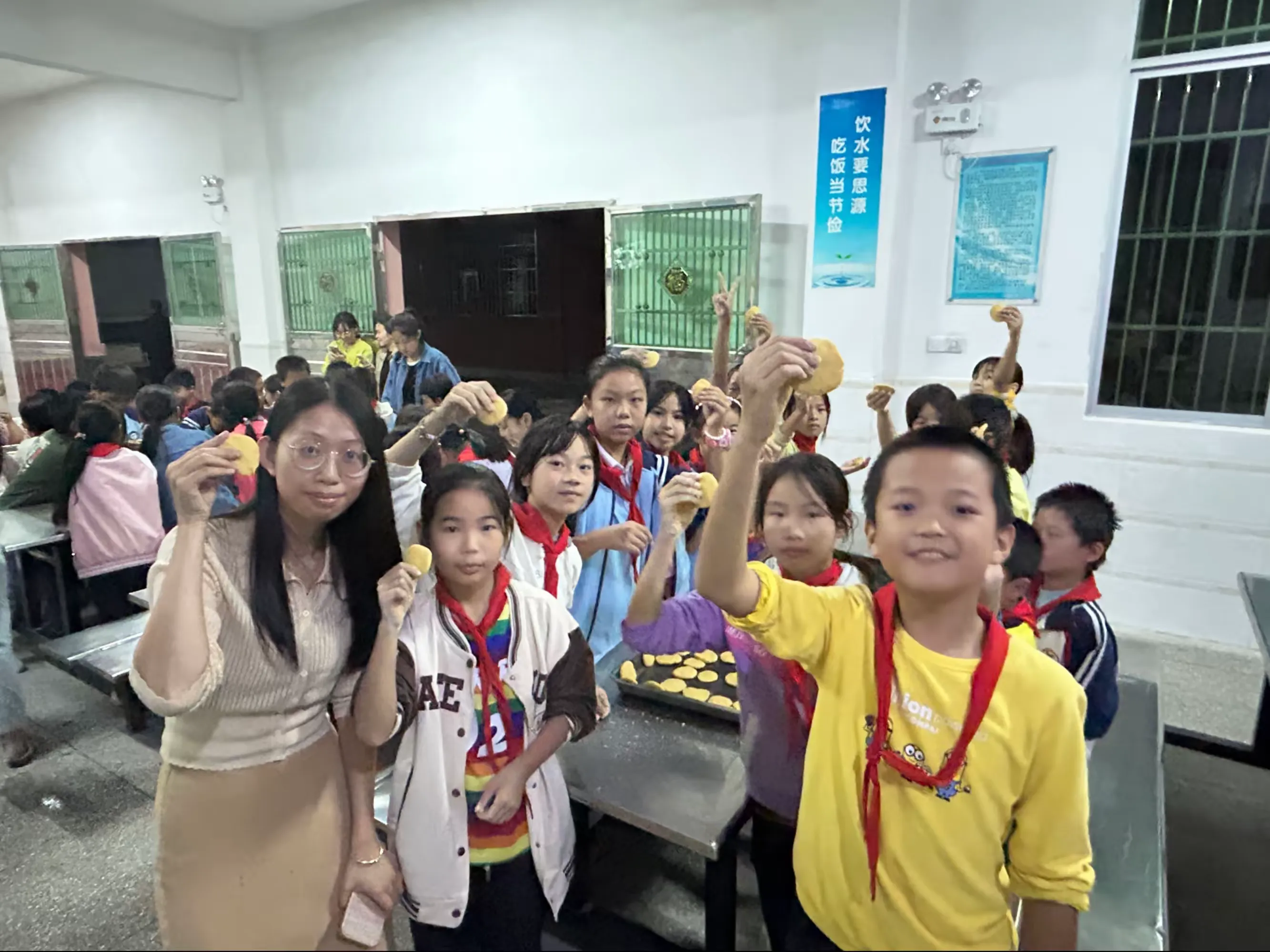 简篇-【奋斗有我 实干争先】夏造镇柏岩小学 “薯”“泥”最棒劳动实践活动