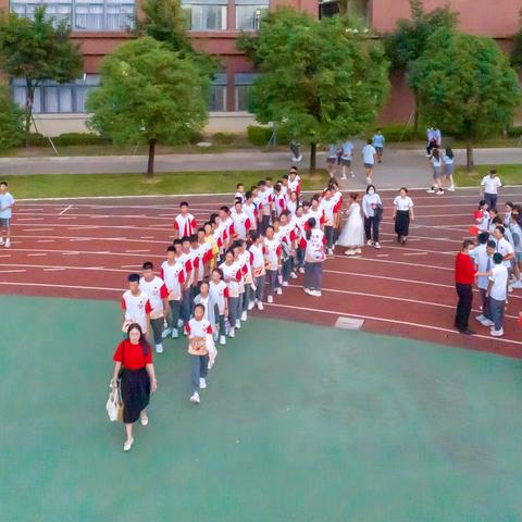 《新会正雅学校“庆十一”合唱比赛》