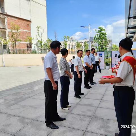 立德树人守初心 踔厉奋进担使命 ——赣州市阳明中学高新校区 庆祝第四十个教师节