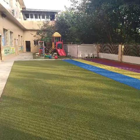 宸熙幼儿园大班超市购物之旅：探索与成长