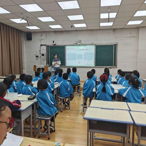 探科学奥秘，展教学风采——三交实验小学理科组教研活动