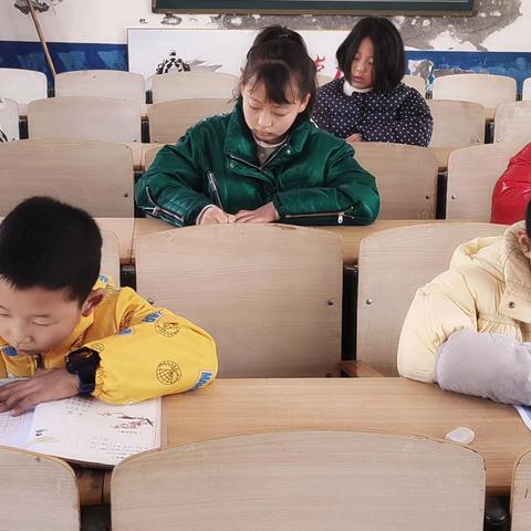 新邵县潭溪镇中心小学：笔墨飞扬，童心绘梦