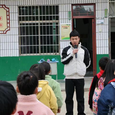 俊龙希望小学“趣味运动会”