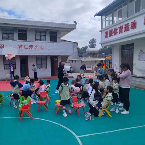 猫街镇第二幼儿园2025年六一儿童节活动纪实