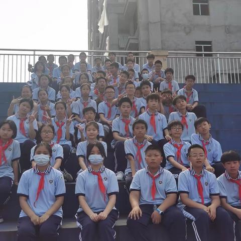 宏宇中学2203班“快乐六一  扬帆远航”活动全记录