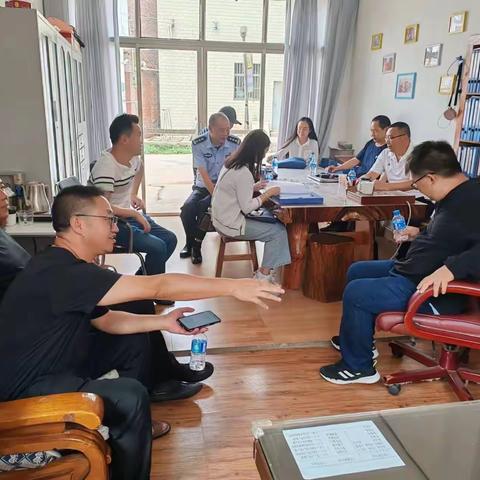迎督促检查，促安全管理——曲靖市各级相关部门领导莅临爱心幼儿园检查安全管理