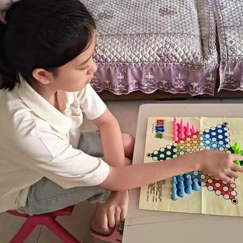 临漳县南东坊镇中心校“1+5+N”多彩暑假生命安全教育主题活动
