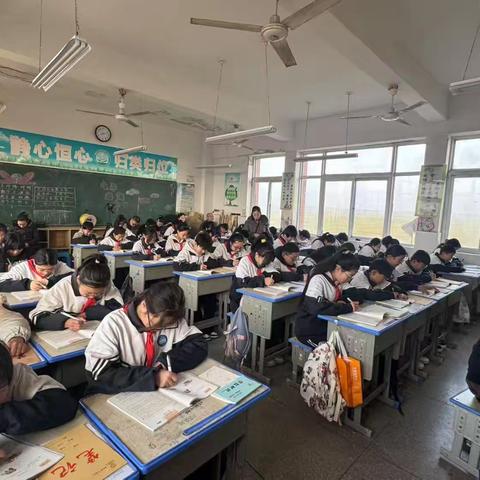 春日研语，共绽语文芳华 ——王二岗中心小学语文教研活动