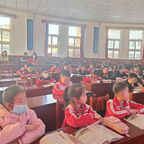 互学互助促成长，交流分享共提升——记第六小学语文中心组课堂展示活动