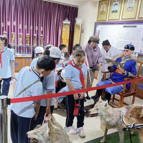 走进蒙医药文化   感受中华传统文化——记乌拉特后旗三完小3.1班实践活动