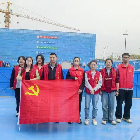 深入工地听心声 暖心走访解民忧 ——项目公司党支部开展工地“两问大家访”