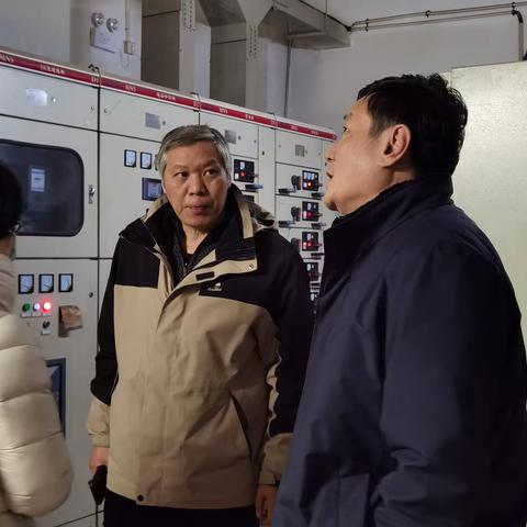 江西省分行岳磊行长带队开展节前安全大检查