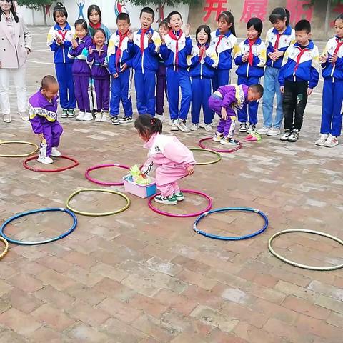 学习二十大  奋进新征程  争做好队员 ——环城镇十八里小学庆“六一”国际儿童节活动