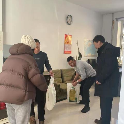 平凡坚守  践行初心