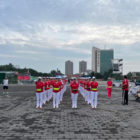 ￼备战七月二十六日郑州市第十二届运动会