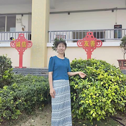 【教师风采】树先进榜样 展教师风采——弄璋镇小学优秀教师宣传篇（四）