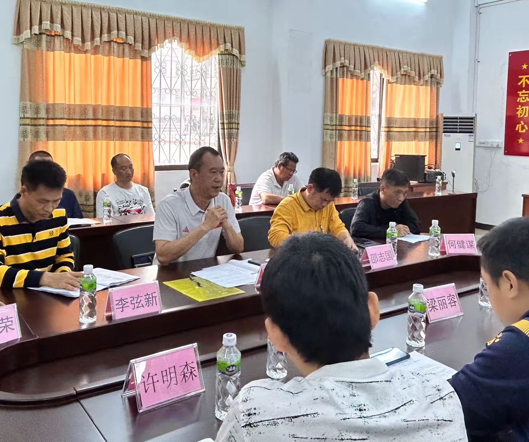 简篇-送教下乡促交流,体育课堂展风采
——江门市江海区梁丽容名师工作室送教下乡暨恩平市高中体育与健康学科先锋基地教研活动