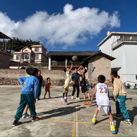 阳光成长 快乐运动——芒市勐戛镇三角岩小学2023年冬季运动会