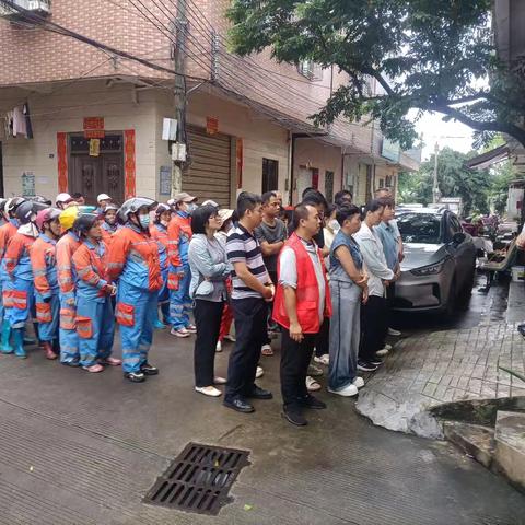 国庆中秋假期不松懈！ 海口市药物警戒中心齐力开展爱国卫生运动