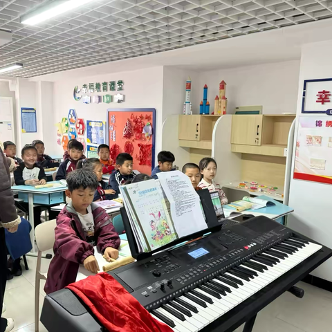 【大青街道锦绣天地社区】 ﻿‍ “幸福教育进社区， ‍用心用情助成长”