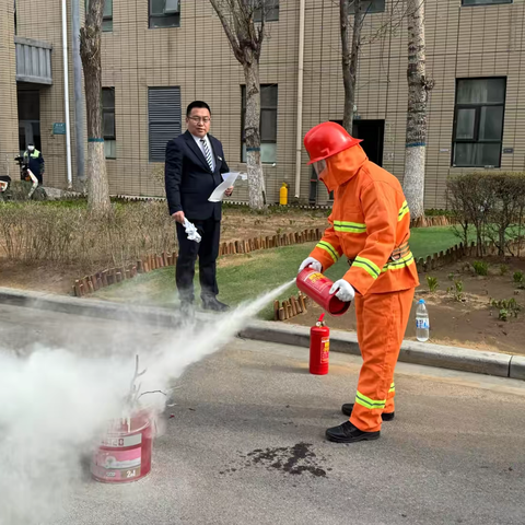 【大青街道锦绣天地社区】 “强化消防演练 筑牢安全防线”