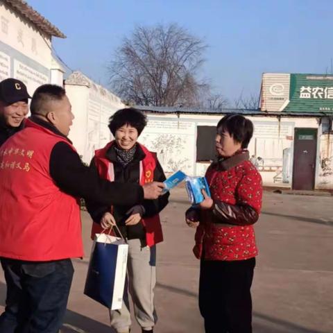 卅铺社区开展“防诈骗”宣传活动