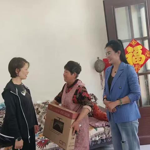 小葛庄迎“五一爱心乐施”