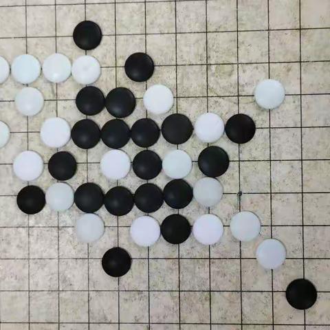 乐在“棋”中      “棋”乐无穷 ——记高湖镇小学儿童之家活动