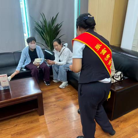保障金融权益，助力美好生活——花园北路支行网点消保宣传月活动纪实