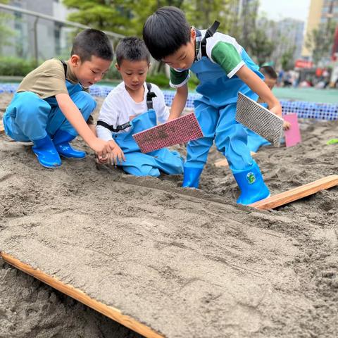 富顺县2023年“乐享自主游戏，科学幼小衔接”幼小衔接暨自主游戏现场会