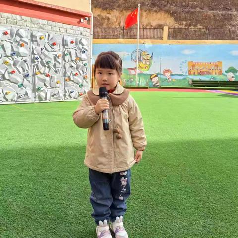 “书香满园，浸润童心”有声读物《迟到大王》——宝塔区第五幼儿园大一班亲子阅读活动