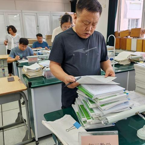 “抓常规、重细节、齐奋进” ——葛沽一中开展九月份教学常规检查活动