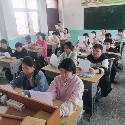 苏堂学校防溺水安全教育活动