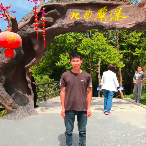 摄影作品中的风格与构图赏析