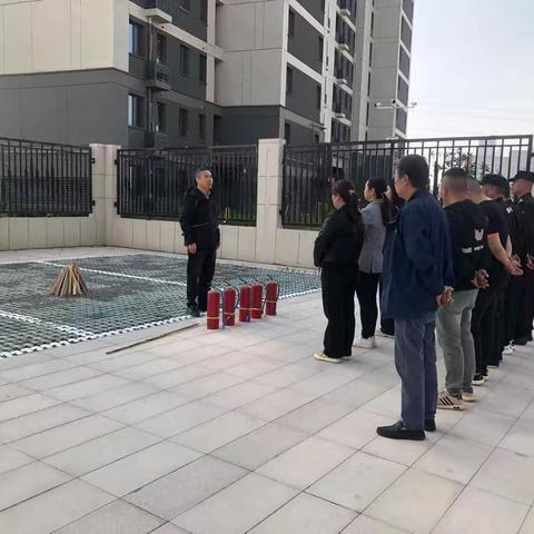 筑牢安全“防火墙”：开展消防安全培训与演练