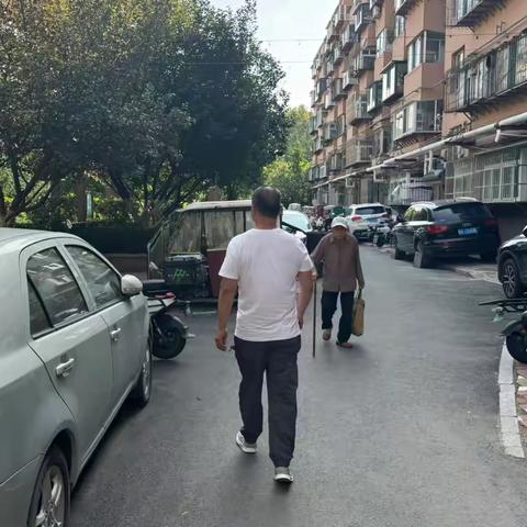 【治荟明湖·温暖南北】大明湖街道南北历山社区中秋假期安全巡查