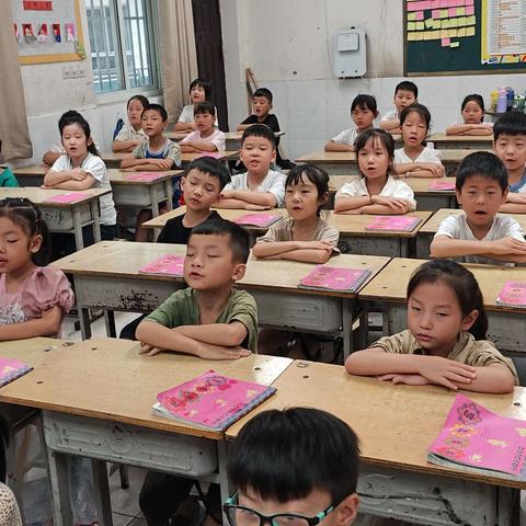 学在暑托——玩在暑托   汝州市西西小学教育集团二一班暑托记实