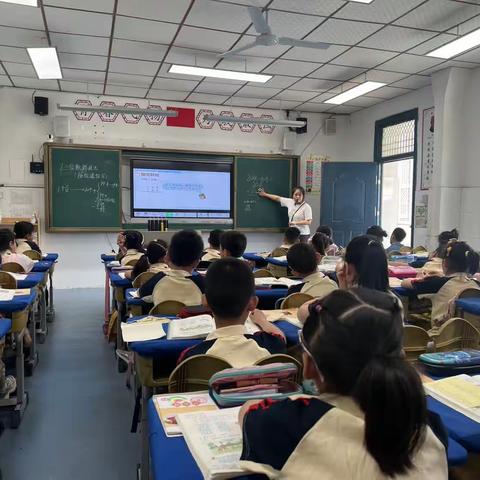 践行新课标   教研促提升——湾儿坪小学片区内数学专题教研活动纪实