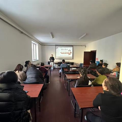 兆麟街道省报社社区新时代文明实践站开展“铭记历史 勿忘国耻 缅怀先烈”活动