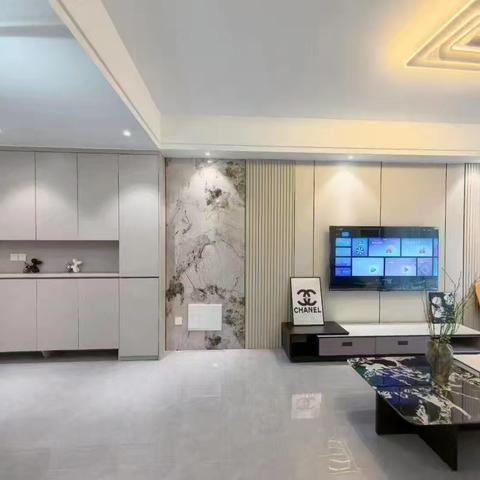 双星四房双卫降价处理，三苏宅院四楼，全新精装，户型好视野采光好，小区好停大小车，产权面积118平，售价29.8万，老证，V690080欢迎推荐