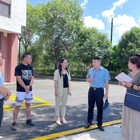 建宁县第二实验小学迎接市“学校体育场地向社会开放”专项督导