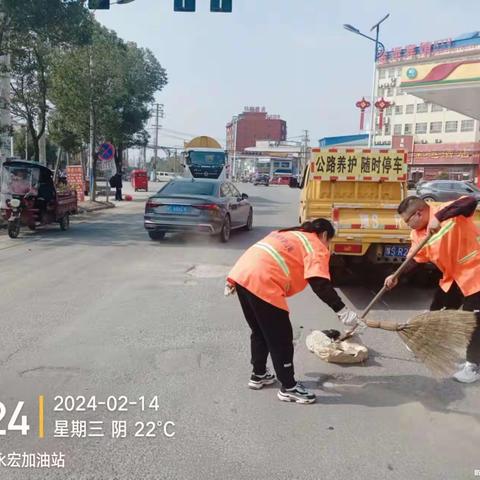 做好年初公路养护工作   保障春节期间道路安全畅通
