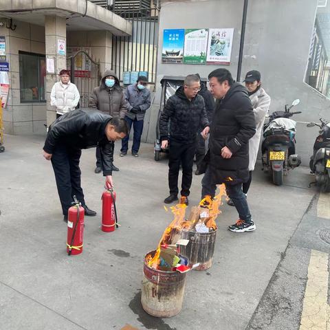 预防为主 生命至上——兴庆南路社区节前开展消防知识讲座、演练