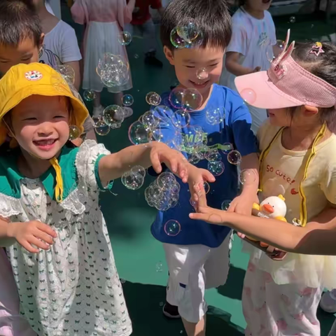 夏至到，盛夏始，快乐至—奥林幼儿园中二班“夏至”节气活动