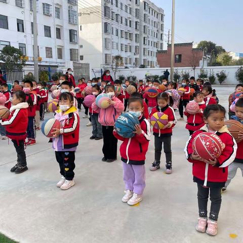 花样器械操·缤纷炫成长——麻城市第三幼儿园开发区园区